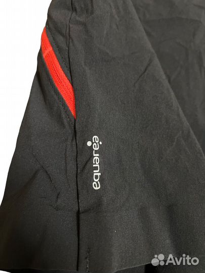 Треккинговые шорты Quechua