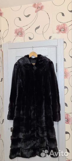 Шуба норковая с капюшоном 44 46