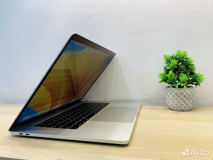 Apple MacBook Pro 15 2017