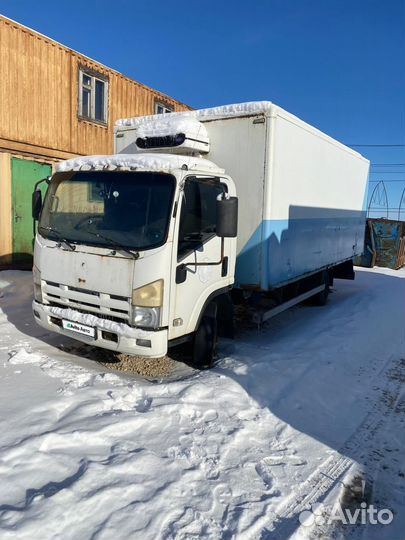 Рефрижератор Isuzu NPR, 2013