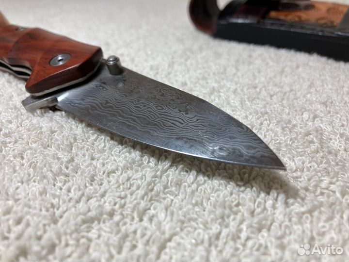 Нож складной из дамасской стали