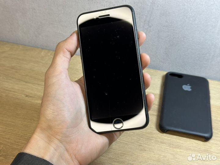 iPhone SE (2020), 64 ГБ