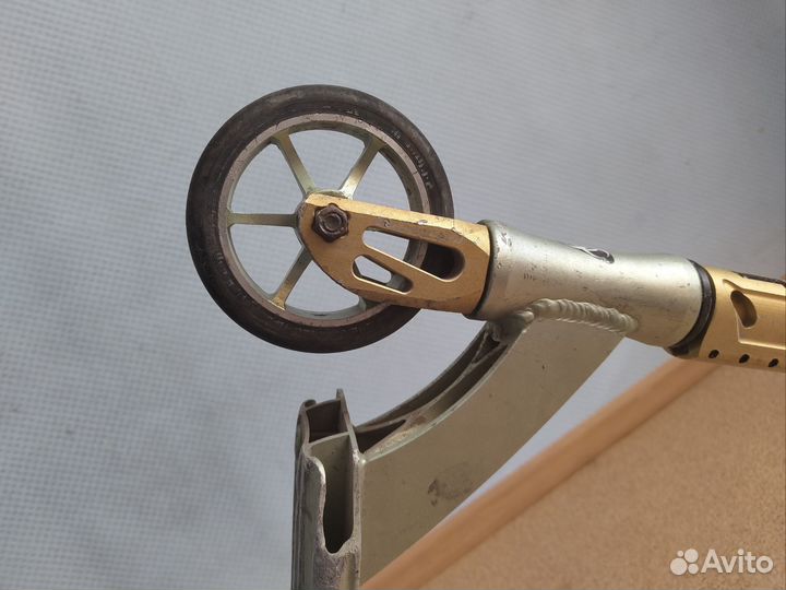 Самокат трюковой комплит от tilt