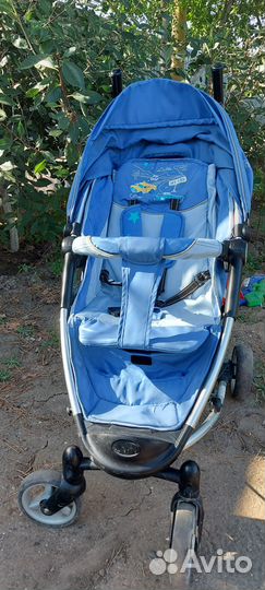 Прогулочная коляска