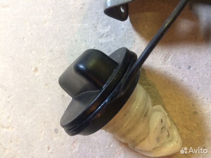 Лючек бензобака infiniti ех 25