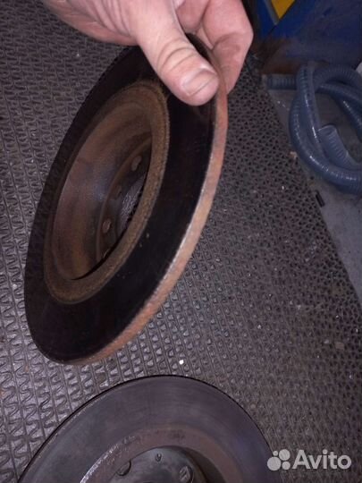 Тормозные диски Skoda yeti 1.2 TSI DSG