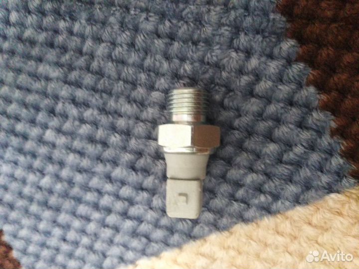 Датчик давления масла