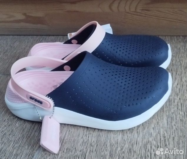 Crocs женские