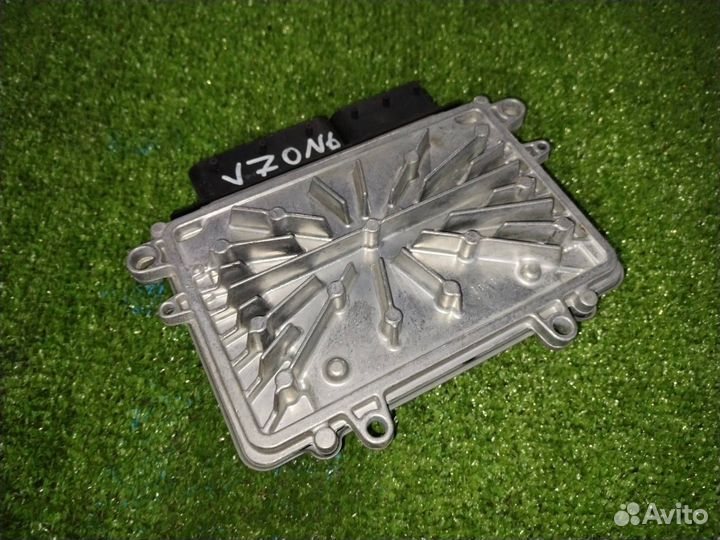 Блок управления двс Volvo V70