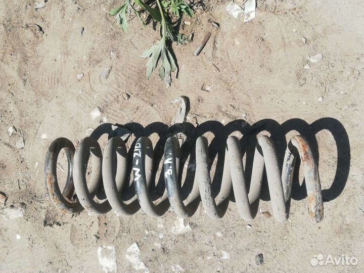 Пружина Мерседес W210