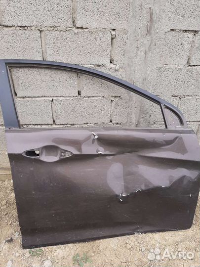 Передняя правая дверь, битая
