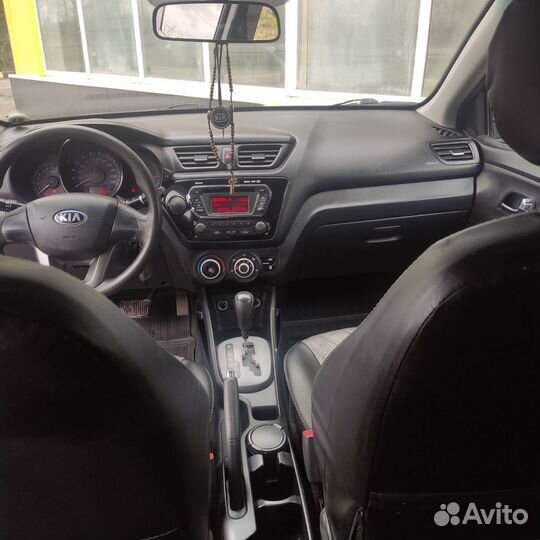 Kia Rio 1.4 AT, 2013, 176 211 км