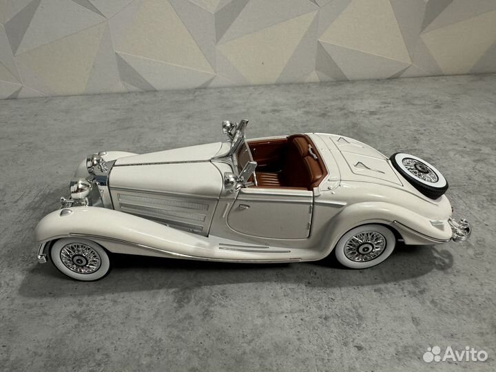 Модель машинки mersedes Benz 500k с дымом
