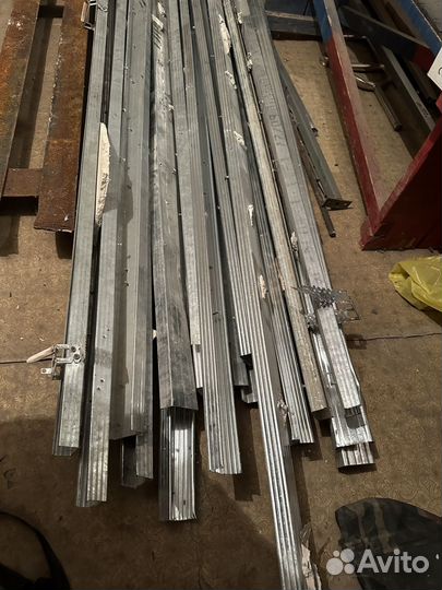 Металлический профиль бу