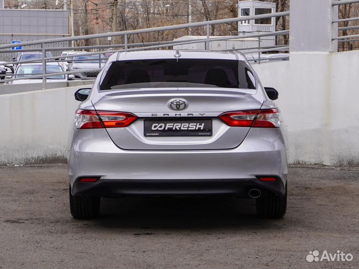 Toyota Camry 2.5 AT, 2018, 180 983 км