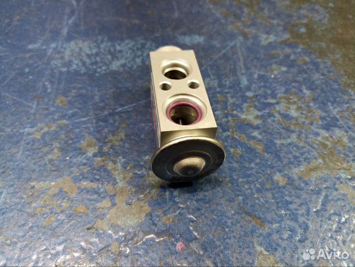 Клапан кондиционера Bmw X5 E70