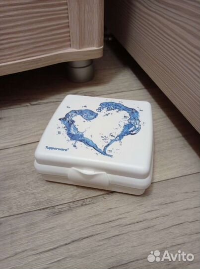 Контейнер для еды Tupperware