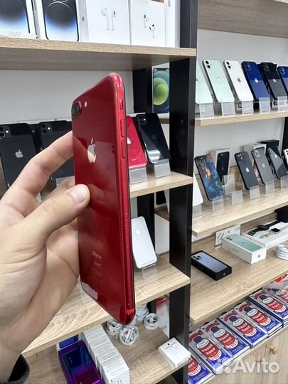 iPhone 8 Plus, 64 ГБ