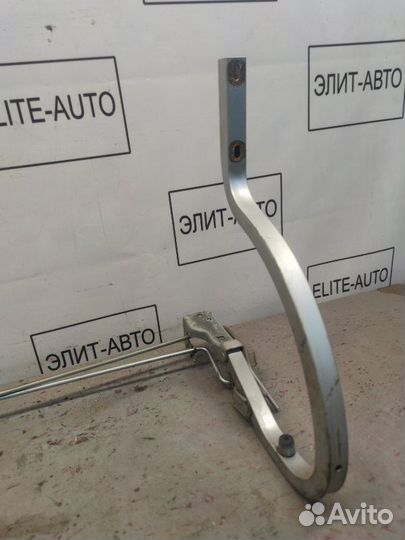 Петли крышки багажника Chevrolet Cruze 1.6 2011