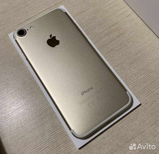 iPhone 7, 32 ГБ