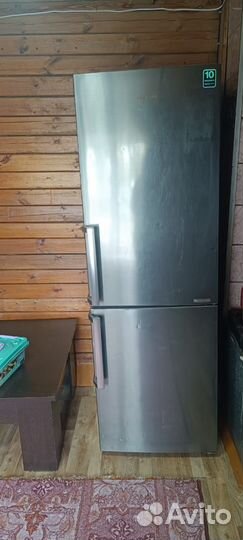 Холодильник samsung