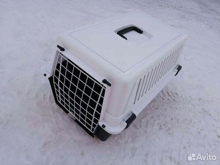 Бокс для перевозки животных