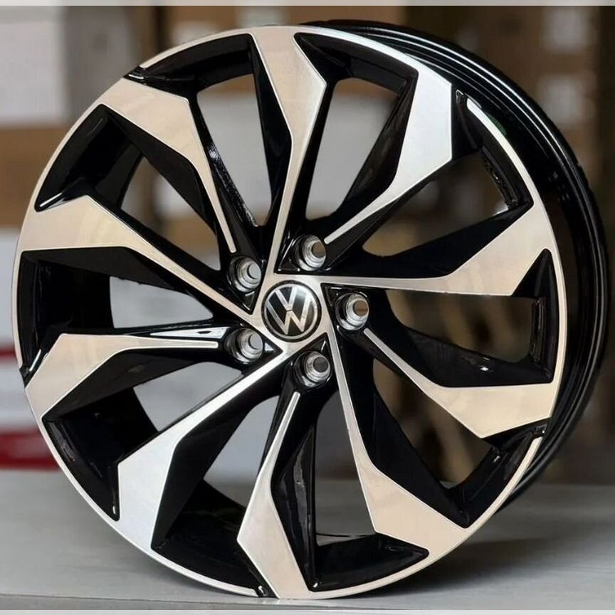 Литые диски Volkswagen 8×R19 5×112