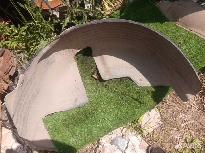 Подкрылок задний правый Kia Rio 2