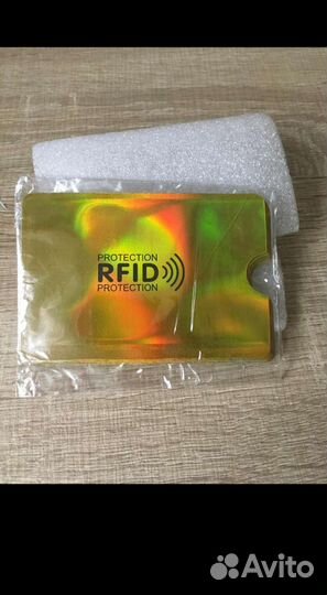 Чехол с защитой для карт