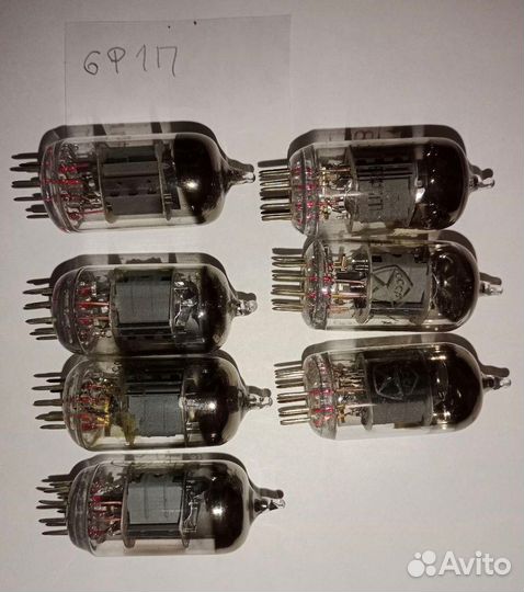 Коробка с радиолампами