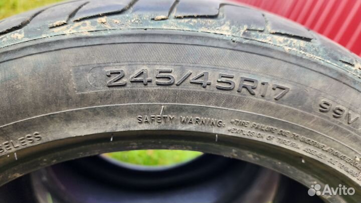 Triangle TR968 245/45 R17