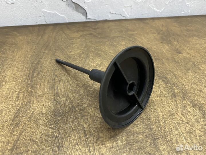 Крепление запасного колеса Ford Focus 2 седан