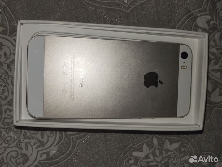 iPhone 5S, 16 ГБ