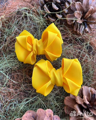 Желтые бантики из репсовой ленты