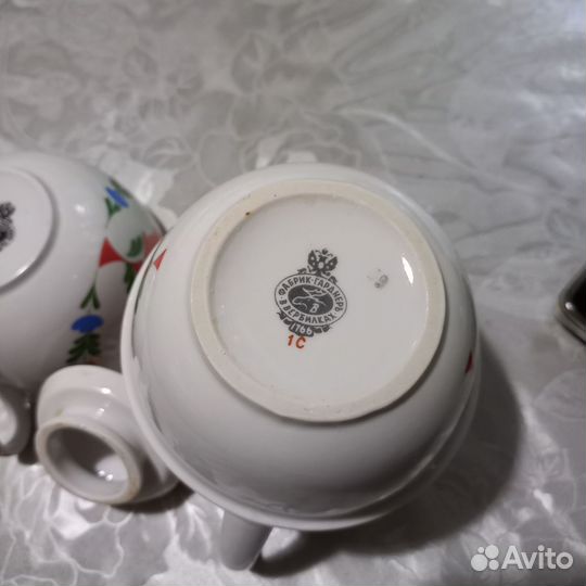 Заварочный чайник с чашкой Вербилка