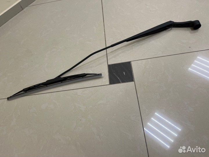 Поводок стеклоочистителя правый Тагаз Вега C100