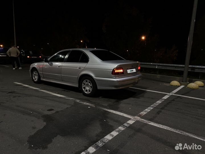 BMW 5 серия 2.5 МТ, 2003, 369 367 км