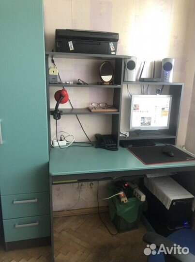 Компьюторный стол