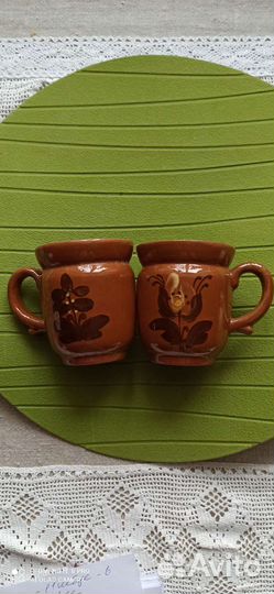 Заварочный чайник и кружечки