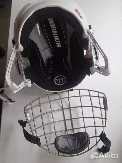 Шлем хоккейный