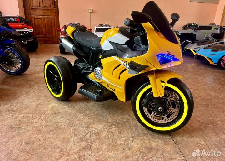 Новый большой трицикл детский