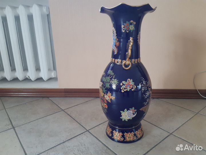Ваза напольная керамическая. Китай