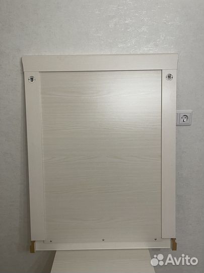 Зеркало настенное