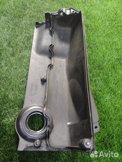 Крышка глушителя шума всасывания Bmw X5 3.0D E53