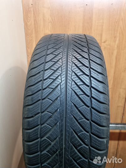 Goodyear Cargo Ultra Grip 255/50 R19