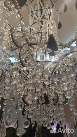 Люстра потолочная бу хрустальная 8 ламп 135х85 см