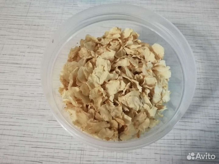 Лист смородины,малины,вишни, жасмин,облепиха, липа