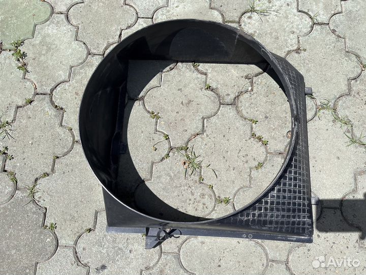 Диффузор Mercedes W124 M102