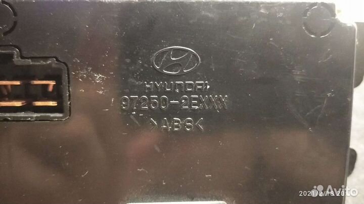 Блок управления климатом Hyundai Tucson 2008