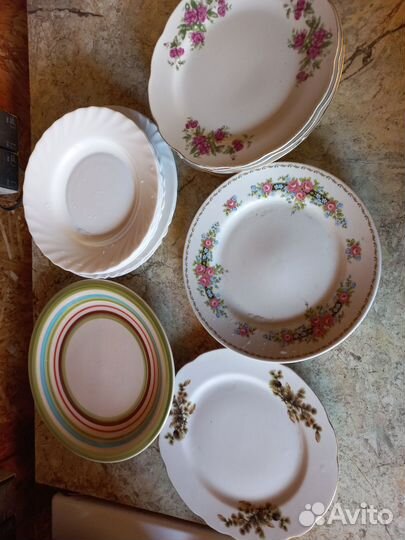 Фужеры, вазы, тарелки, чашки